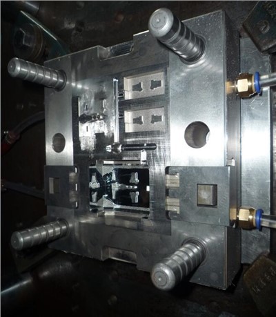 Switch sprøjtestøbeform