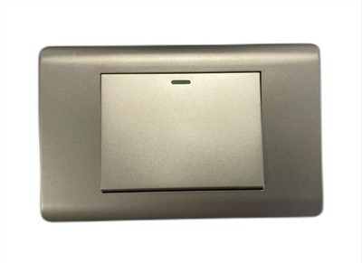 Kontakt til husholdningsudtag